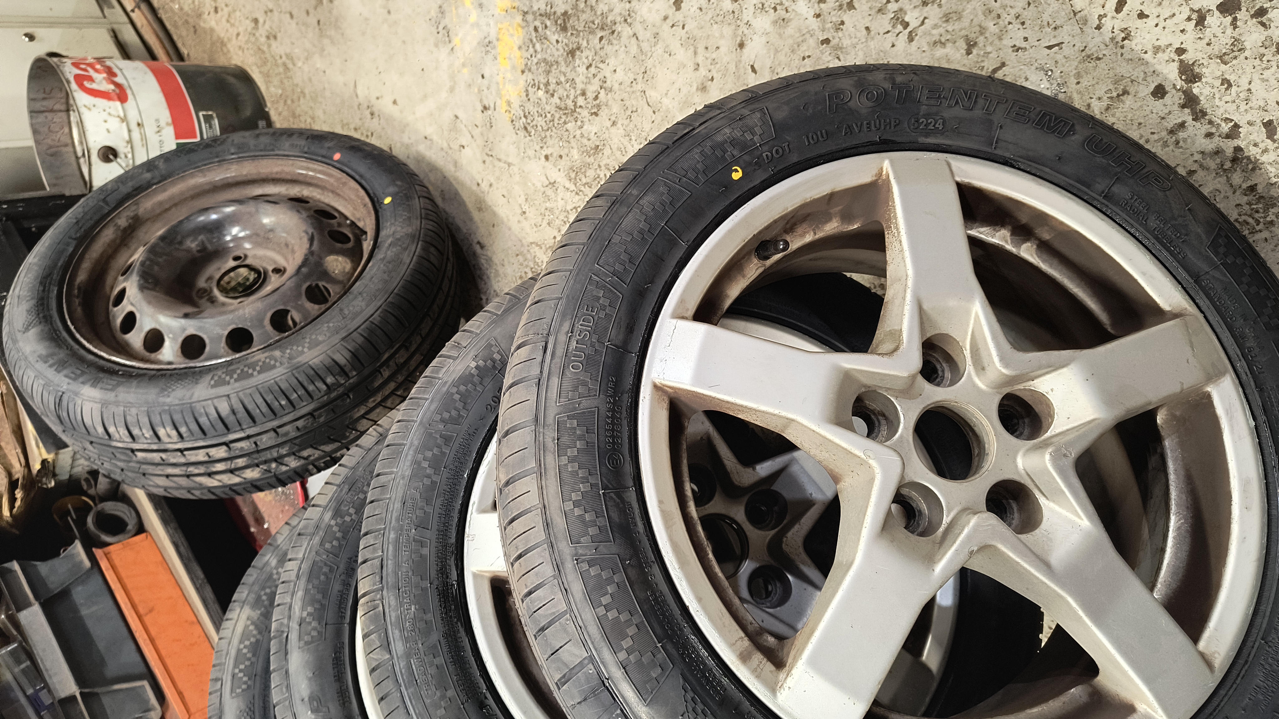 Renkaat | Korjaamo Uki